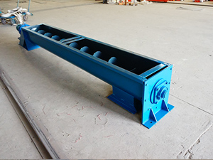 無(wú)中心軸干擾,對(duì)于輸送帶狀、易纏繞物料有特殊的優(yōu)越性。